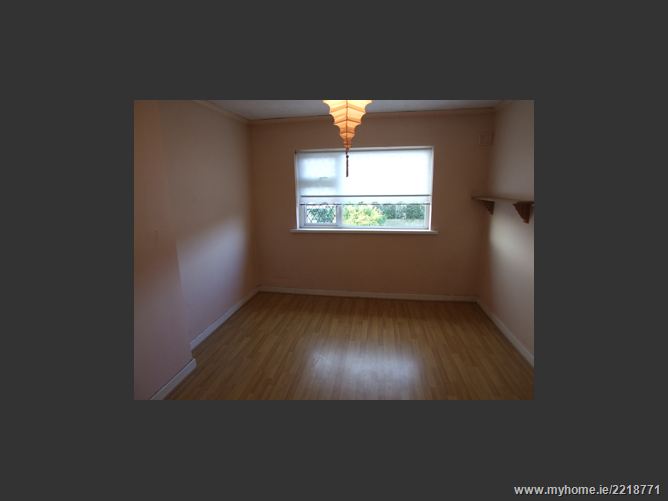 27 Oakview Drive, Ballinacurra, City Centre (Limerick), Co. Limerick